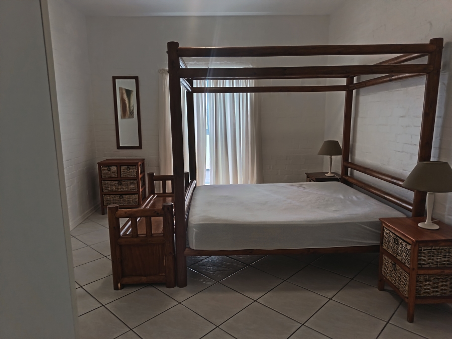 To Let 2 Bedroom Property for Rent in Paradise Beach Western Cape